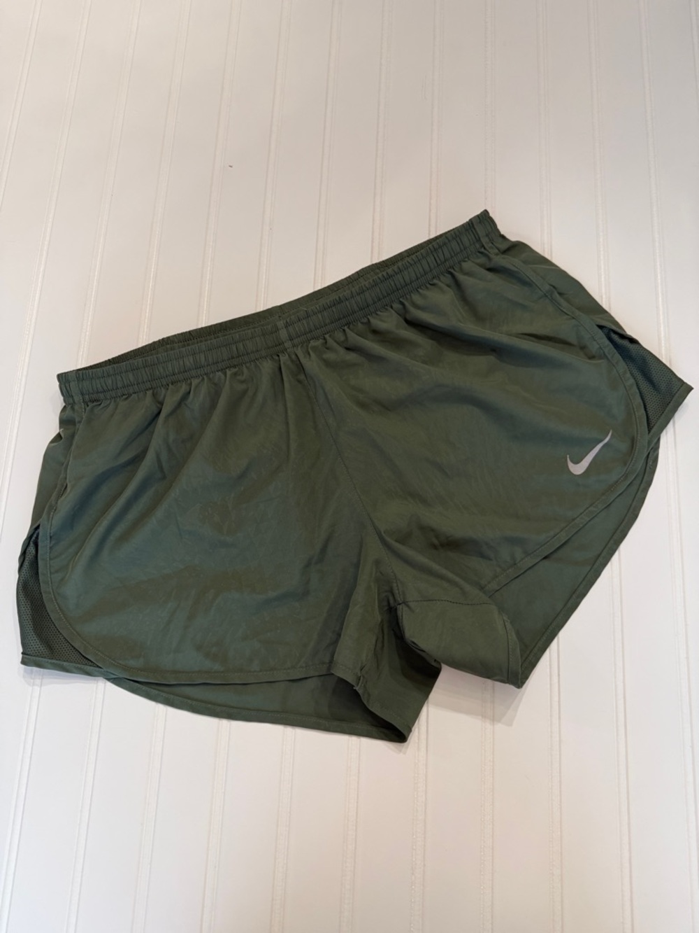 Nike Women's L Olive Athletic Running Shorts with Reflective Swoosh Dri-Fit